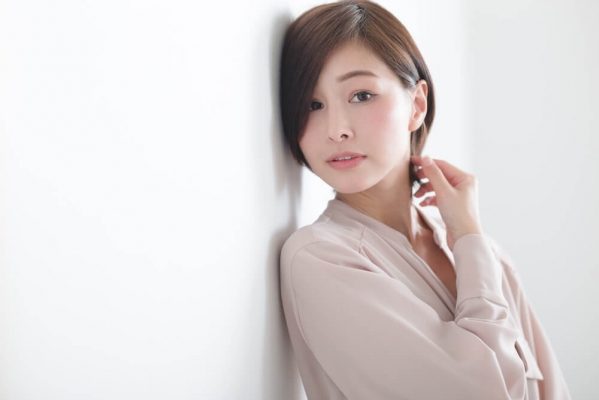 【セラピストが語る】秘められた魅力に気づく!性欲が強い女性に共通する10の特徴と心理